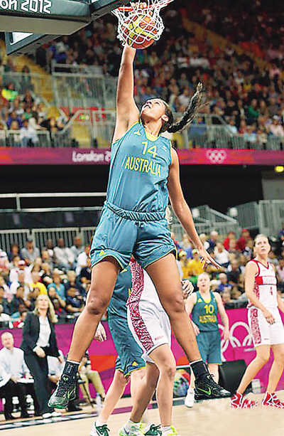 Liz cambage hot sale dunk